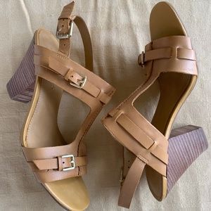 Women's Franco Sarto Tinder Gold Leather Sandal Shoe Size 9~Excellent Condition